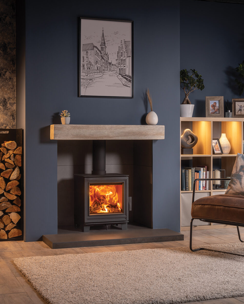 Fire FX Eton 5 woodburning stove with a wide flame view